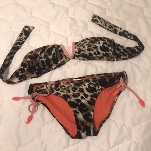 Leopard bikini